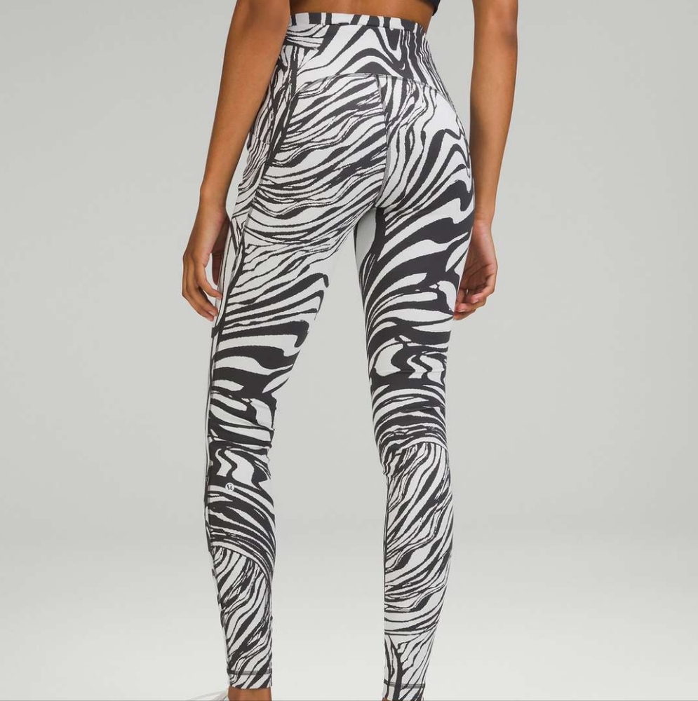 Lululemon White And Black Leggings Size S